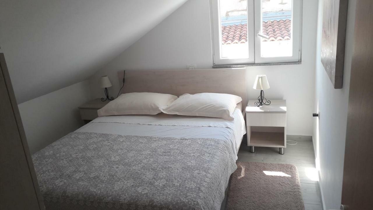 Apartmani Zilic Dugi Rat Extérieur photo