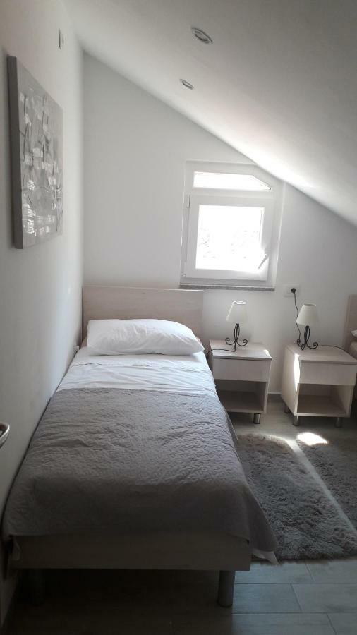 Apartmani Zilic Dugi Rat Extérieur photo