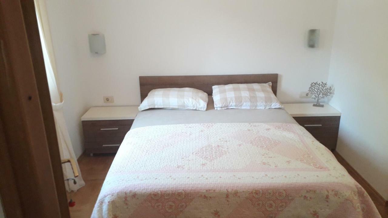 Apartmani Zilic Dugi Rat Extérieur photo