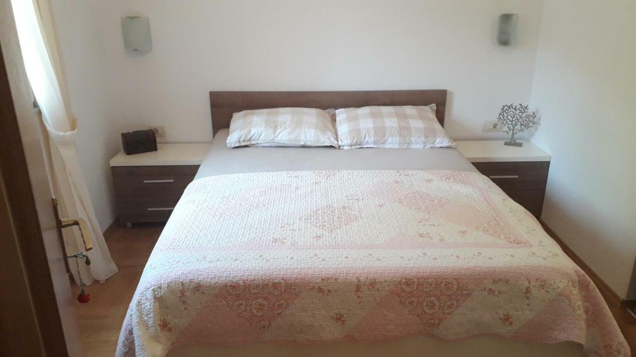 Apartmani Zilic Dugi Rat Extérieur photo