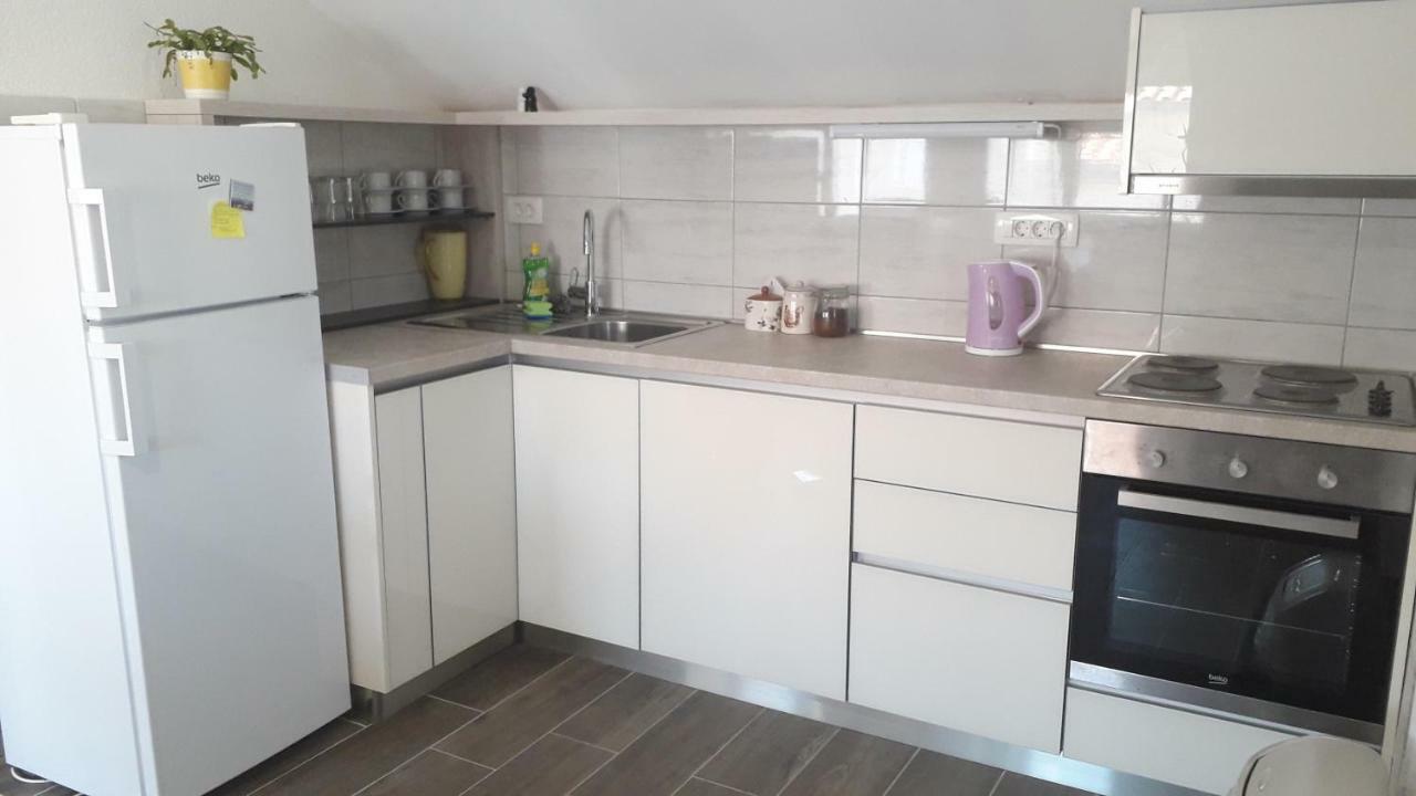 Apartmani Zilic Dugi Rat Extérieur photo
