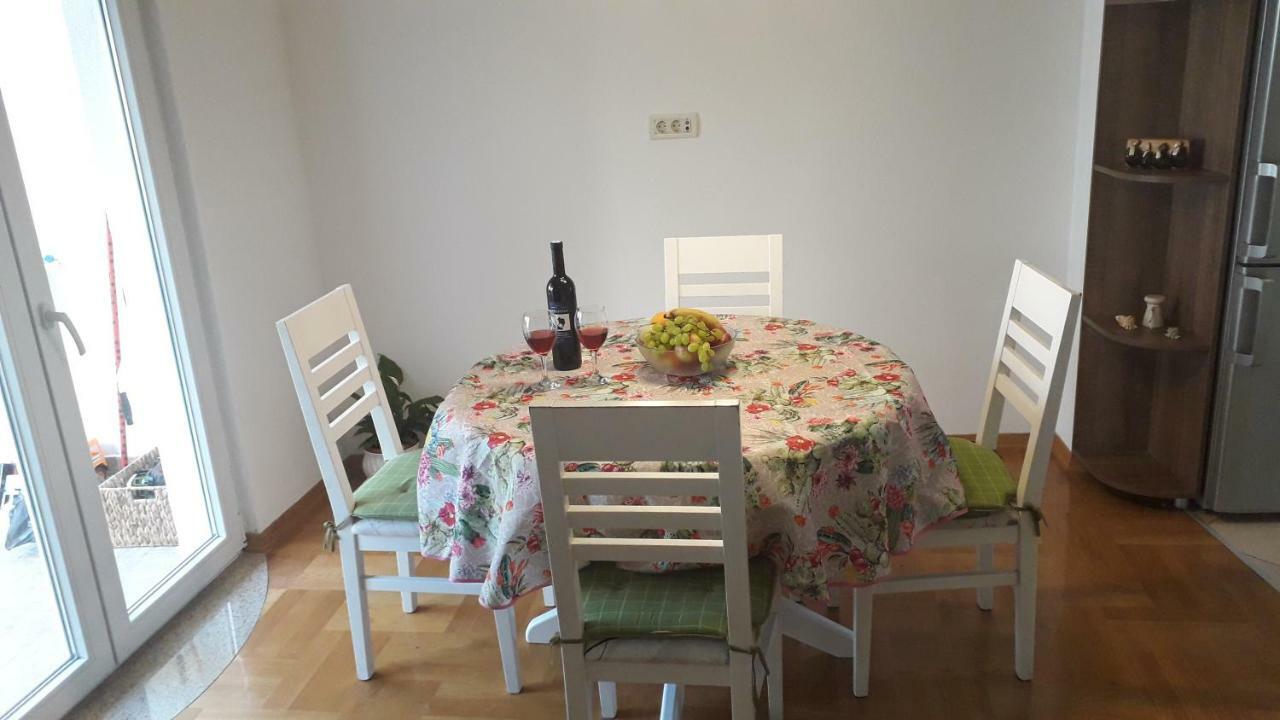 Apartmani Zilic Dugi Rat Extérieur photo