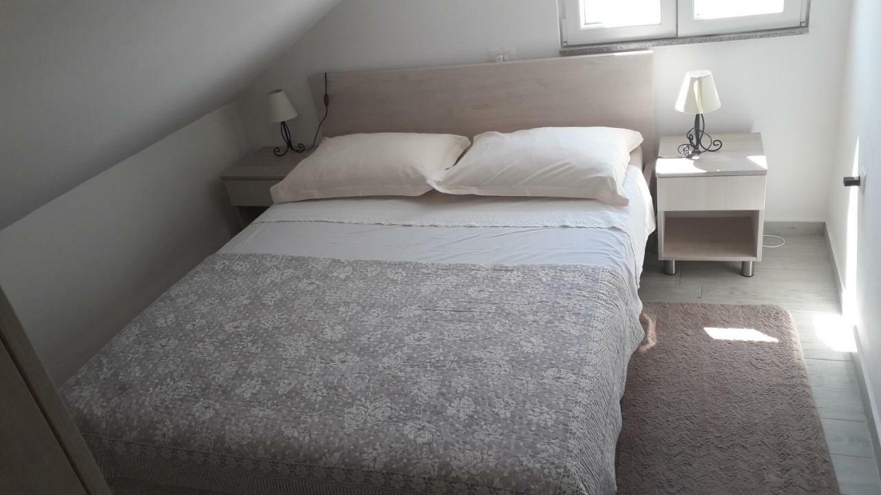 Apartmani Zilic Dugi Rat Extérieur photo