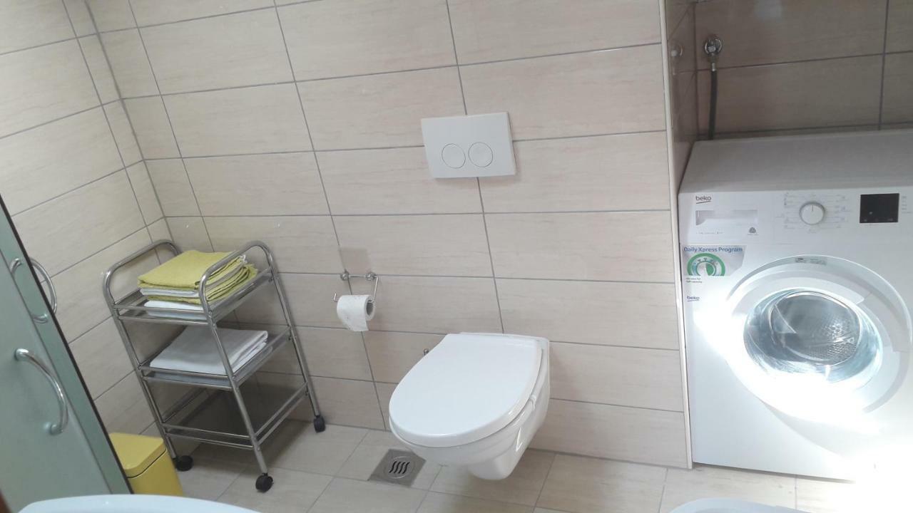 Apartmani Zilic Dugi Rat Extérieur photo