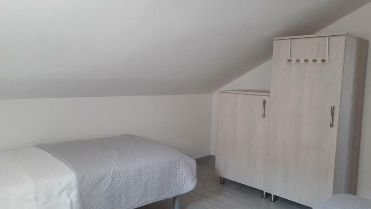 Apartmani Zilic Dugi Rat Extérieur photo