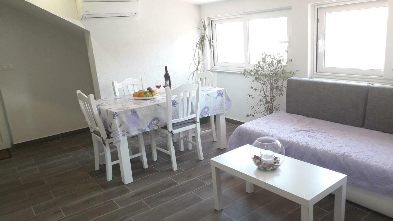 Apartmani Zilic Dugi Rat Extérieur photo